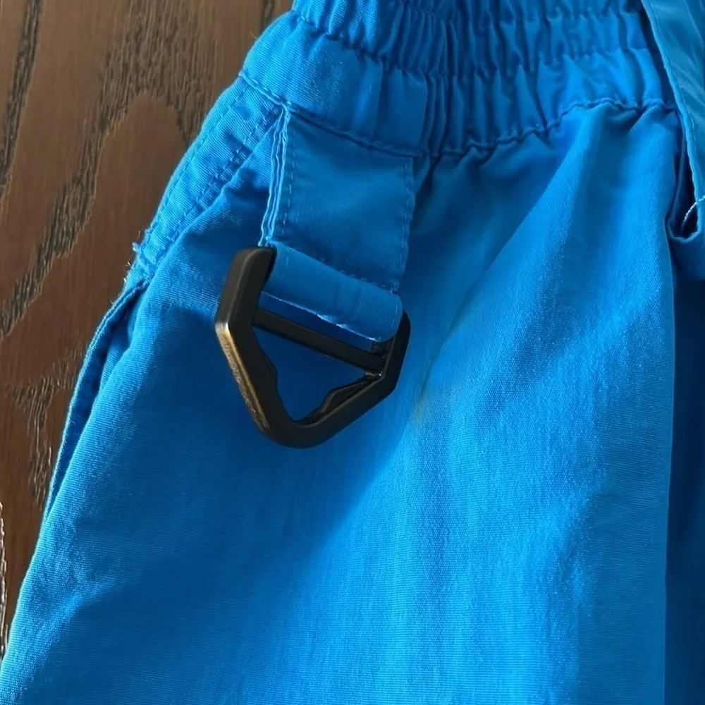 Magellan men’s fish gear shorts. Mag repel. Size 2XL.